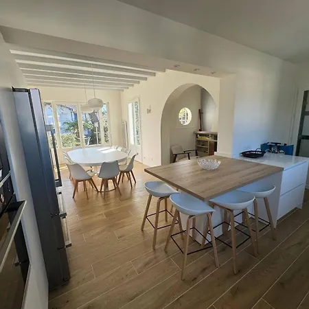 Villa Capbreton. Bakensack Avec Terrasse Pour 12 Personnes Wifi Gratuit