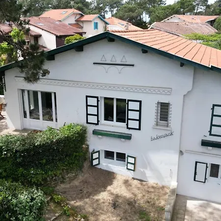 Capbreton. Bakensack Avec Terrasse Pour 12 Personnes Wifi Gratuit Villa Capbreton