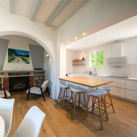 Capbreton. Bakensack Avec Terrasse Pour 12 Personnes Wifi Gratuit וילה *